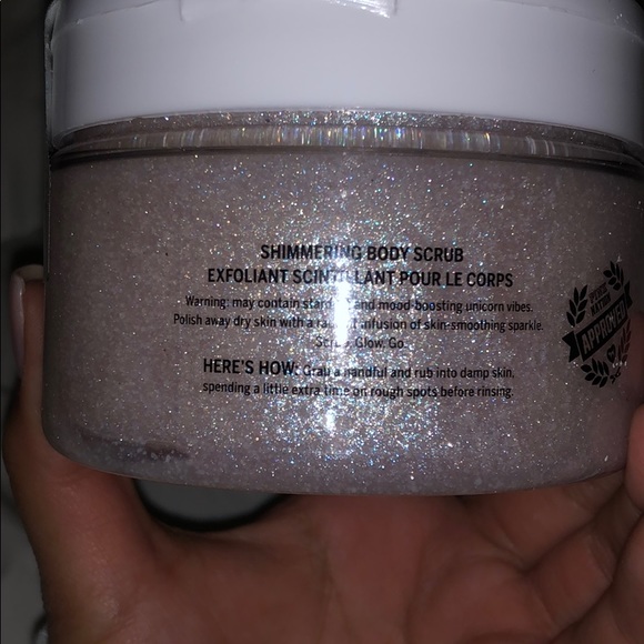 PINK unicorn glow scrub 🦄 - Picture 4 of 4